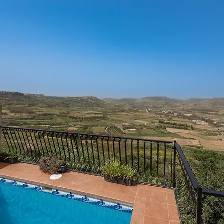Dgolden Valley Farmhouse Xaghra