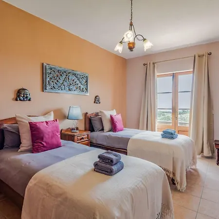 Dgolden Valley Farmhouse Xagħra